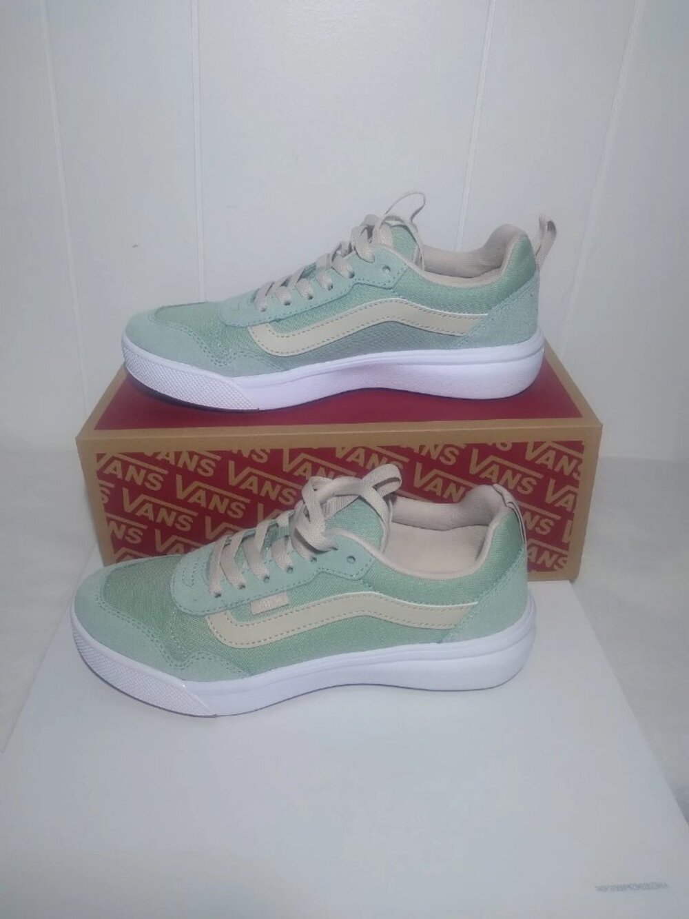 Vans Womens Size 8.0 Range Exp Gray Olive VN0A2Z49EMW Suede Canvas NEW